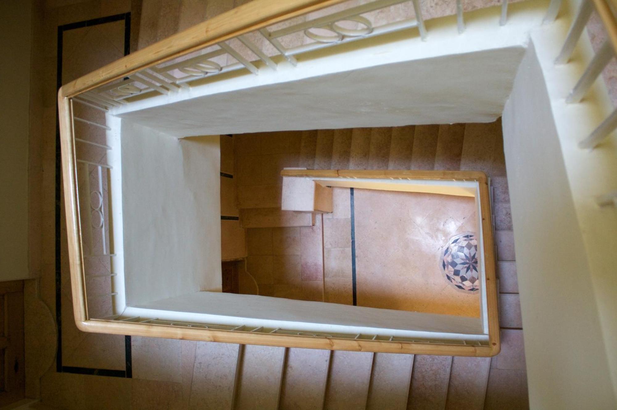 Apartmán Obelisk House Jazirat al Awwamiyah Exteriér fotografie